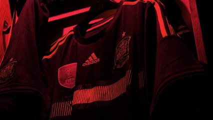 Le maillot extérieur de l’Espagne entre en scène !