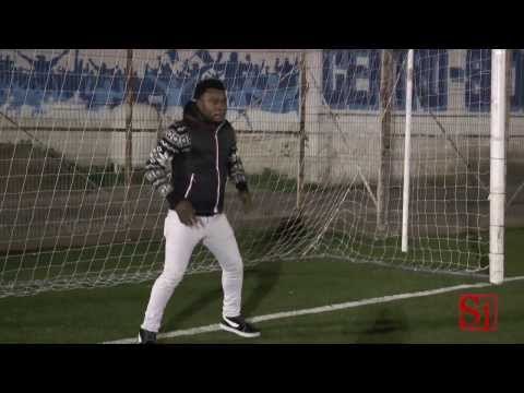 Napoli - Benjamin, l'immigrato eroe all'Afro Napoli (12.02.14)