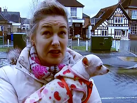 Большая вода окружает Виндзорский замок