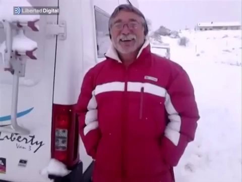 Los vecinos de Foncebadón, en León, permanecen incomunicados por el temporal