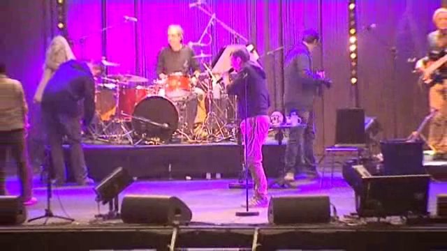 Dijon : le chanteur Yves Jamait en concert au Zénith