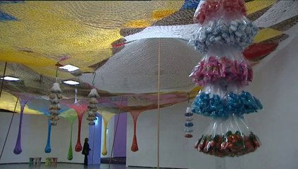 Ernesto Neto lleva al Guggenheim unas obras para tocar y pensar