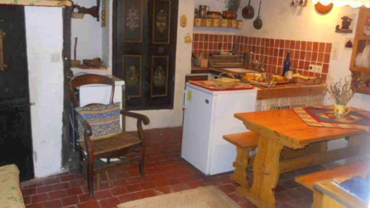 VENTE Maison De Village en Provence - Rustrel (84) - Luberon - 77 m² - Jardin