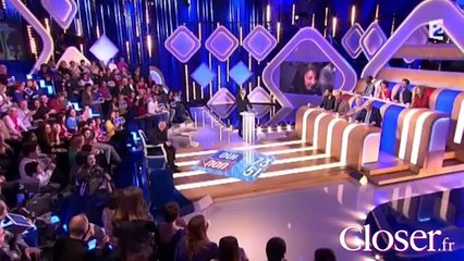 Zap Hebdo : Cyril Hanouna piège Cécile de Ménibus (vidéo)