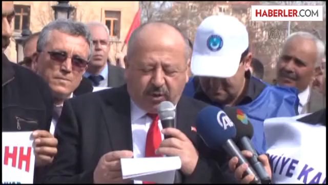 Türk Eğitim- Sen, MEB Kanun Yasa Tasarısını Protesto Etti