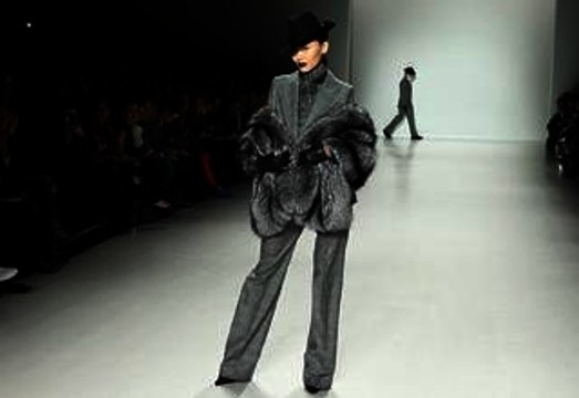 Zang Toi Dedicates His Show To His “First Fan His Dad At NYFW