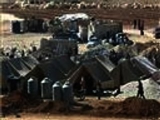 تواصل عمليات نزوح السوريين إلى لبنان