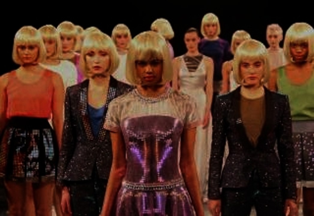 Wearable Tech Clothing And Accessories Light Up The Catwalk At NYFW