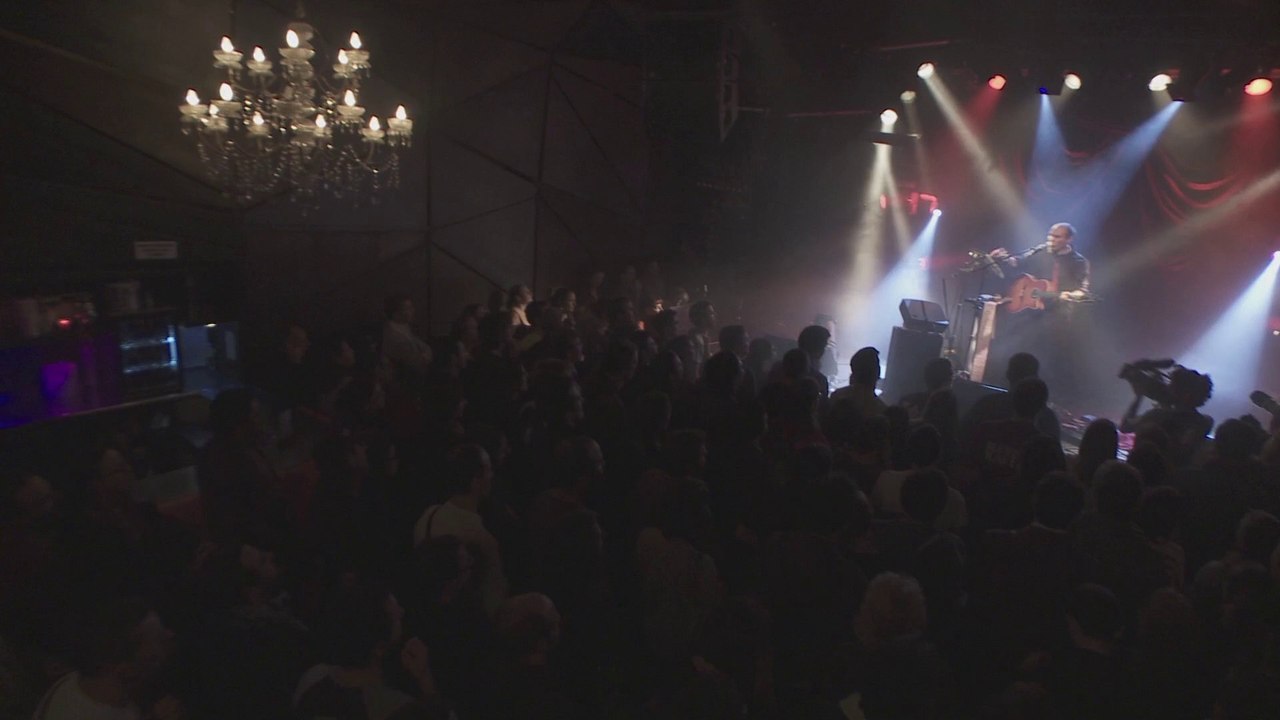 Alex et sa guitare - live "j'pleure pas" daily