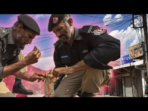 Four bomb disposal officers killed by Pakistan roadside blast