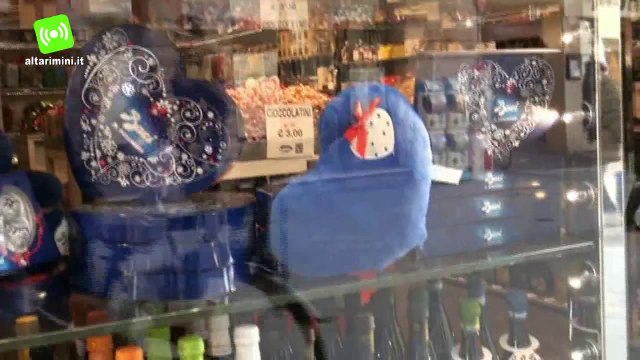 Video: San Valentino a Rimini? Pochi gli innamorati che festeggiano