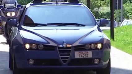 RAPINATORI TRADITI DAL FURGONE