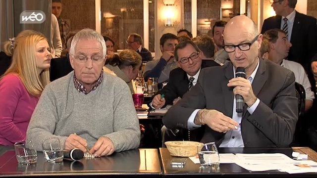 Municipales 2014 : A Calais, les candidats aux Municipales s'engagent en une minute chrono