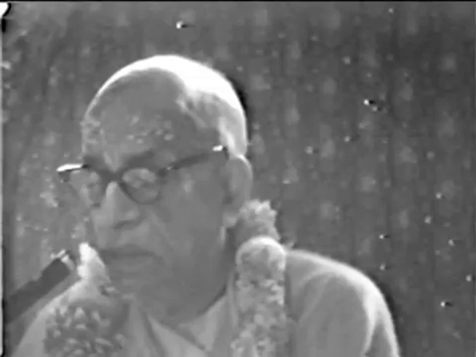 064 Srimad Bhagavatam 1.2.18, New Vrindaban, 1974_(360p)