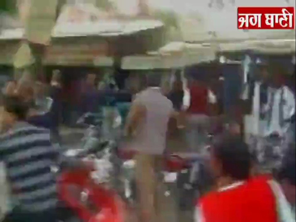 BSP ਦੇ ਸੰਮੇਲਨ 'ਚ ਹੰਗਾਮਾ, ਲੋਕਾਂ 'ਚ ਚਲੀਆਂ ਲਾਠੀਆਂ