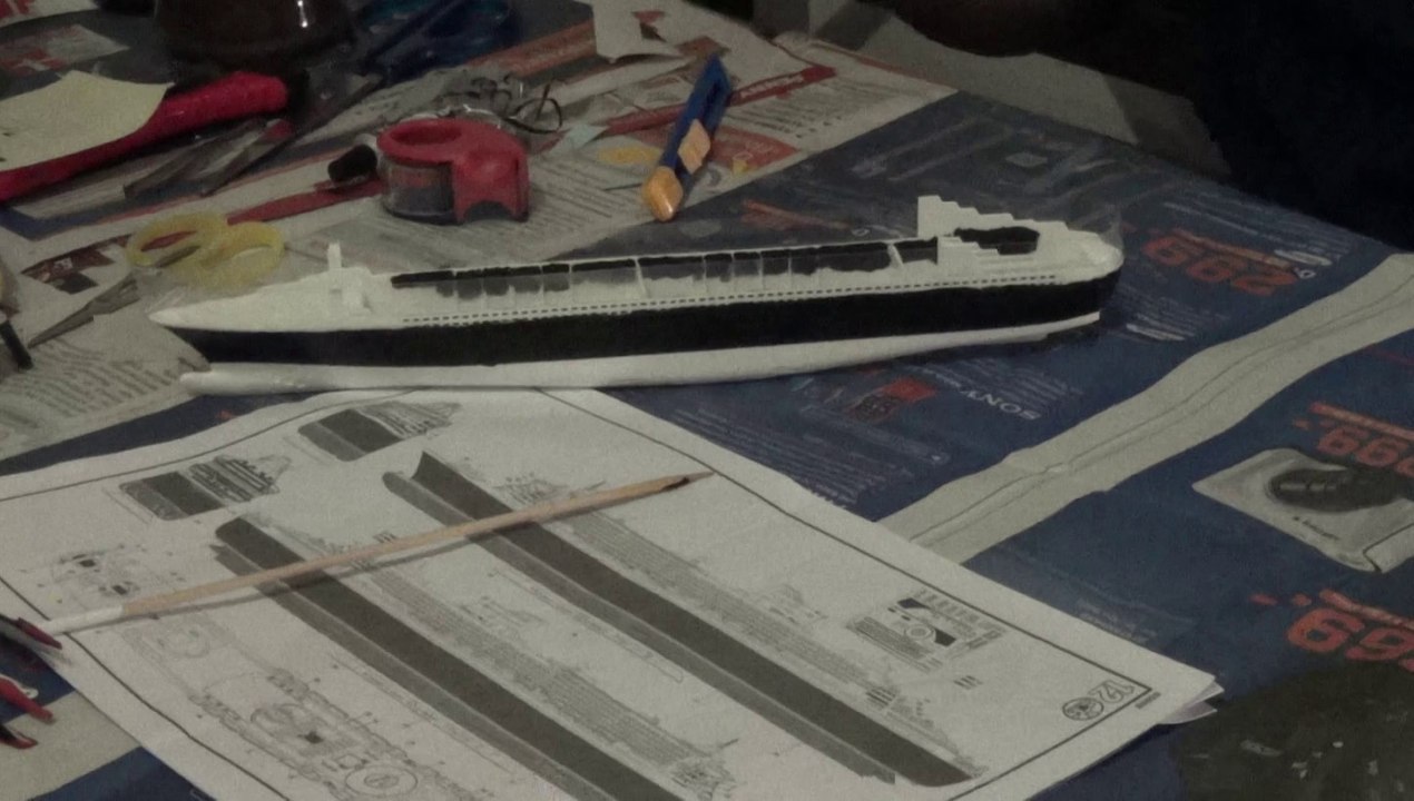 Modellbau: Queen Mary 2 Teil 12