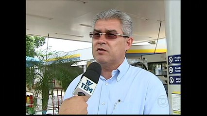 Caminhoneiros vendem combustível irregularm