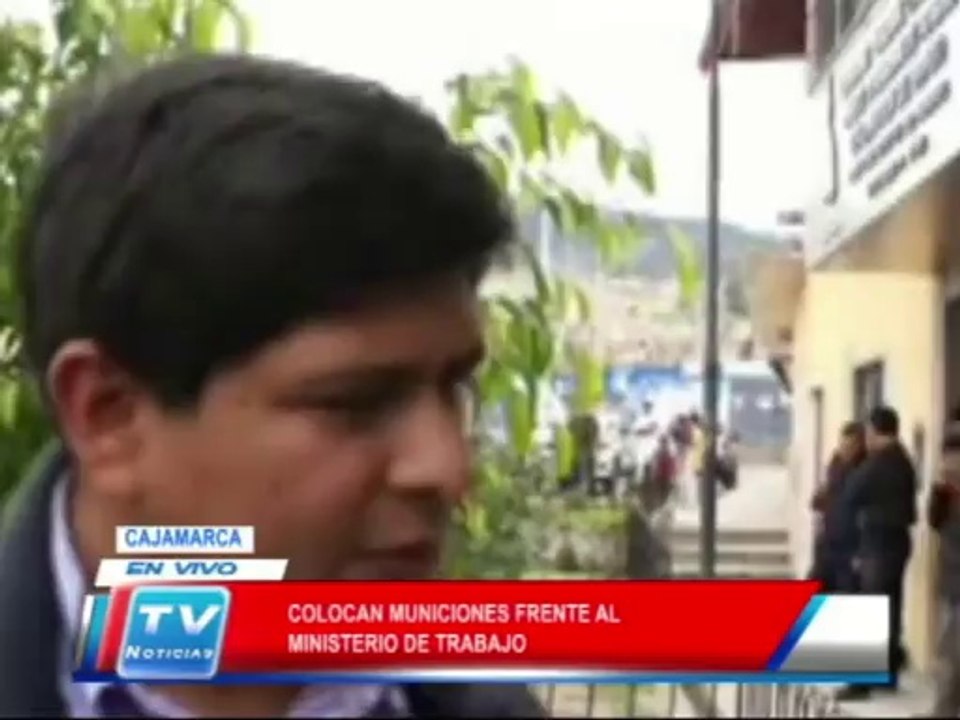 Cajamarca: Colocan municiones frente a Ministerio de Trabajo 13 02 14