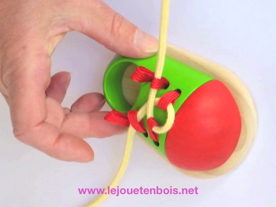 chaussure à lacer