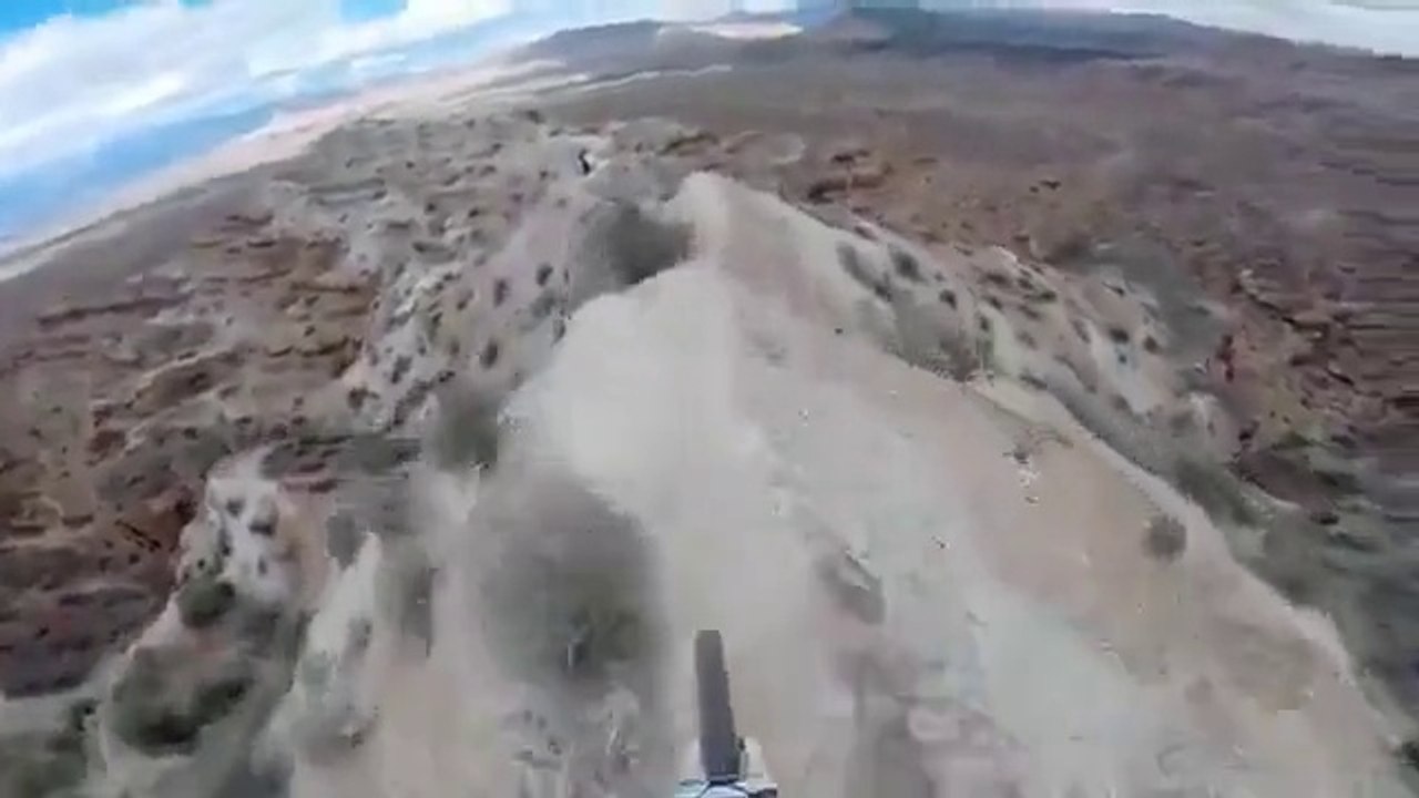 Quest'uomo è un pazzo. Incredibile