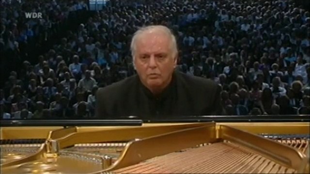 Ludwig van Beethoven: Klavierkonzert Nr. 3 c-Moll op. 37 (Barenboim)