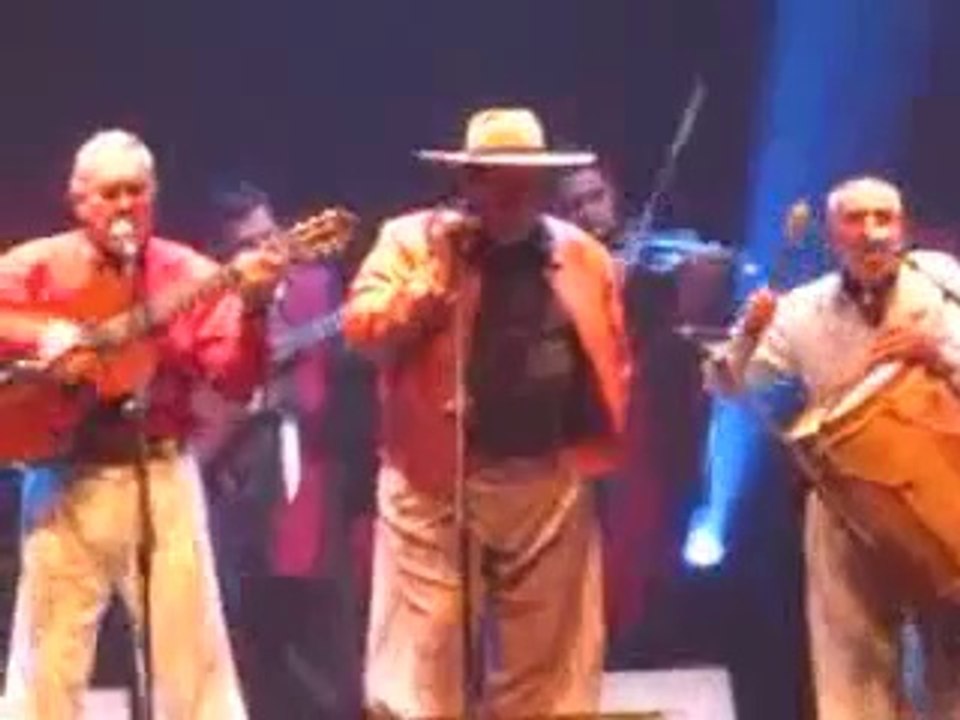 Se va la Segunda. Pancho Figueroa y Polo Román con el Chaqueño Palavecino
