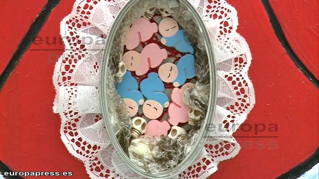 Exposición 'Déjame en paz' en contra de la ley del aborto