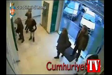 ATM hırsızı kızlar böyle görüntülendi