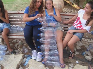 פיסול סביבתי  -הכריש והדג- רפי בונה