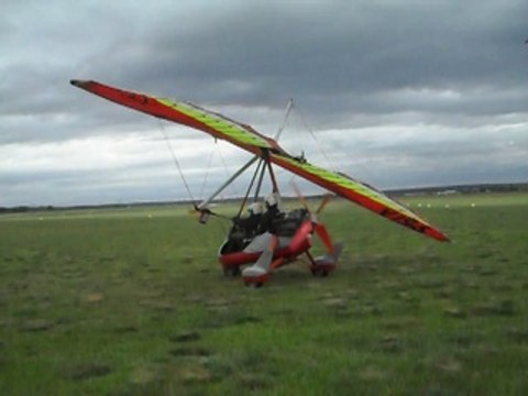 Aérodrome de Bernes-sur-Oise 2011 (Christine)