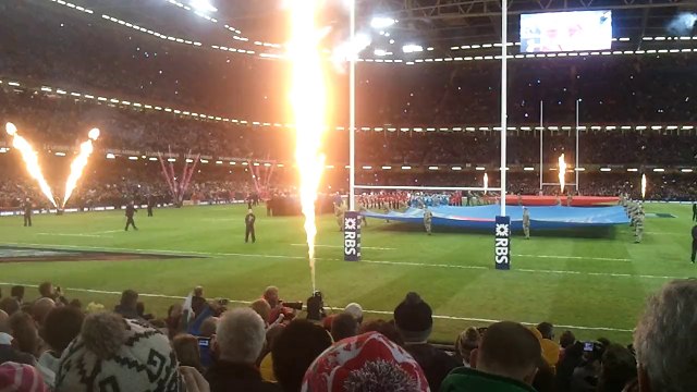 Entrée des joueurs Gallois à Cardiff - walles vs italy 01022014