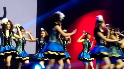 JKT48 - flying get at waku waku japan