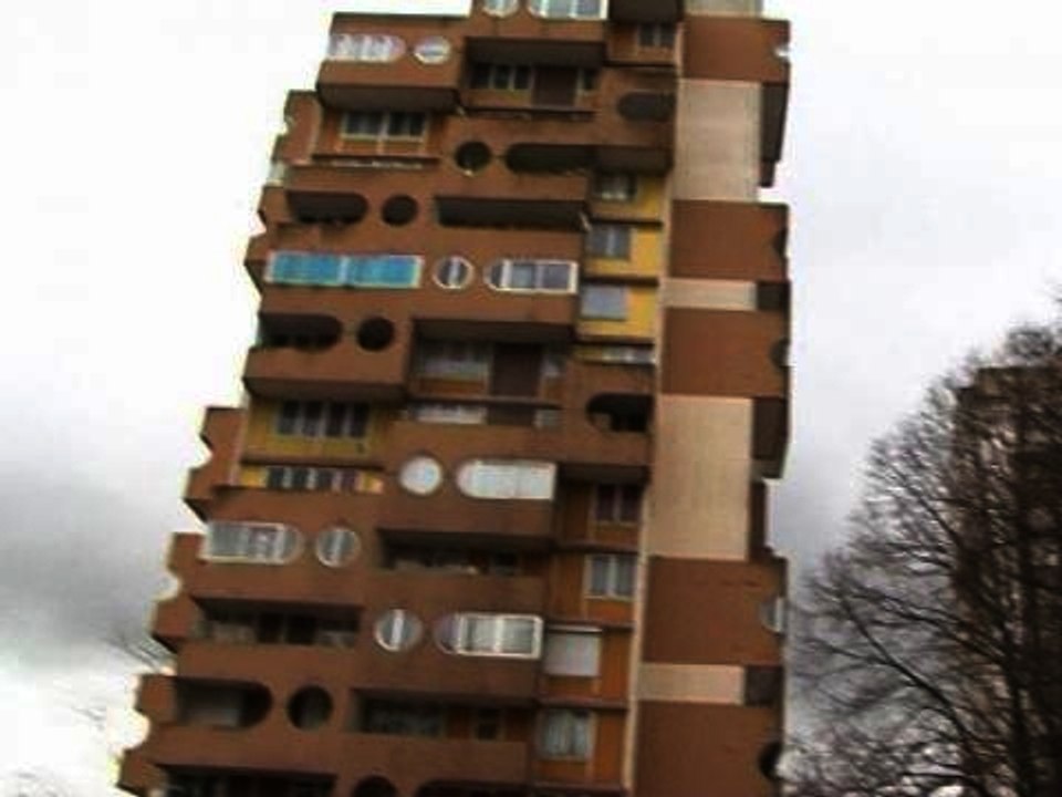Sevran: les habitants abasourdis après l'incendie mortel - 15/02