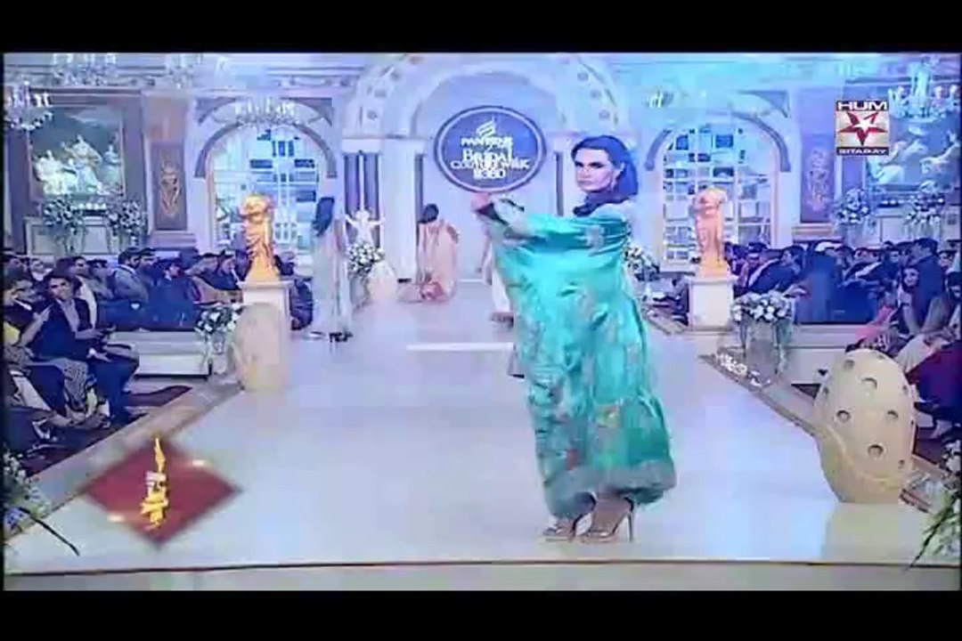 PBCW 2nd day Pantene Bridal Couture Week Lahore 2013-2014 day 2 part 3 Ayesha and Somaya Fashion Designers