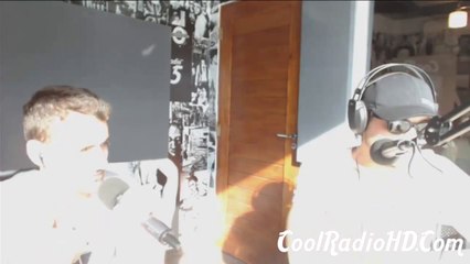 Pedro cantando en Cool Radio 102.5 Carlos Paz - 11 de Febrero