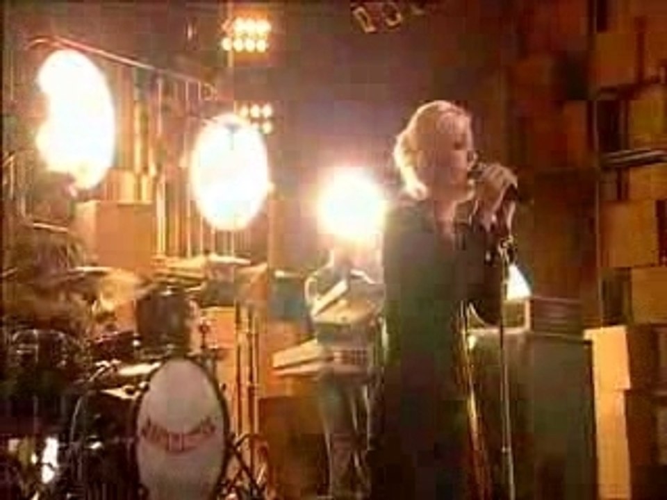 PInk Performing WhoK new Live