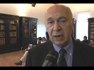 Napoli - Paolo Mieli fa "I conti con la storia" (15.02.14)