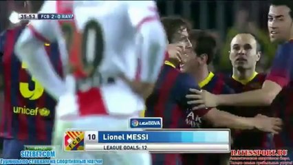 Lo stupendo pallonetto di Messi contro il Rayo Vallecano