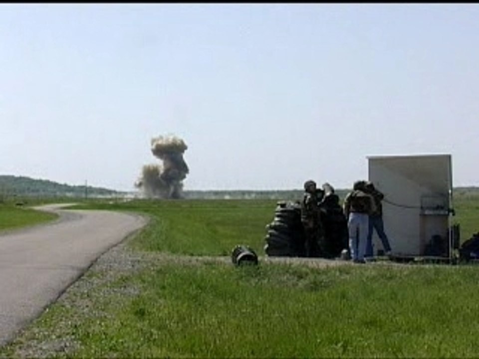 War on Iraq - What a Hellfire Rocket doe