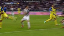 Caceres funny own goal (Juventus-Chievo, matchday 24)