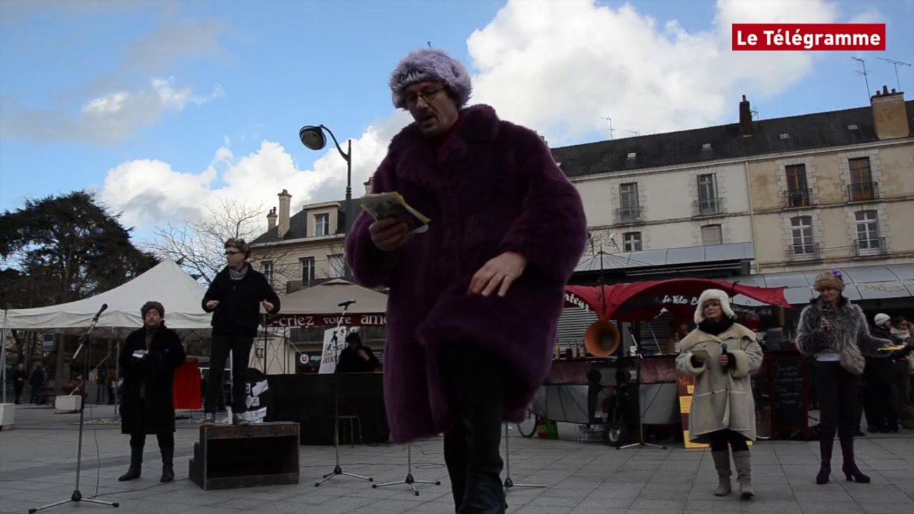Rennes. Une criée de mots d'amour pour la Saint-Valentin