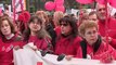 La 'Marea blanca' celebra la marcha atrás en la privatización de la sanidad madrileña con prudencia