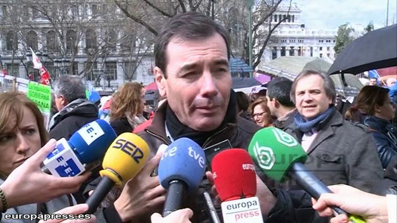 Tomás Gómez "vigilará" la sanidad pública madrileña