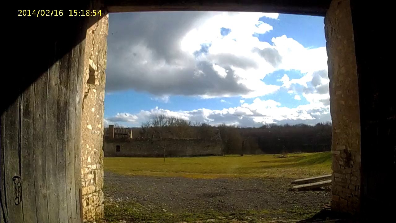 Dernier essai de la caméra avec ma Toyota ......