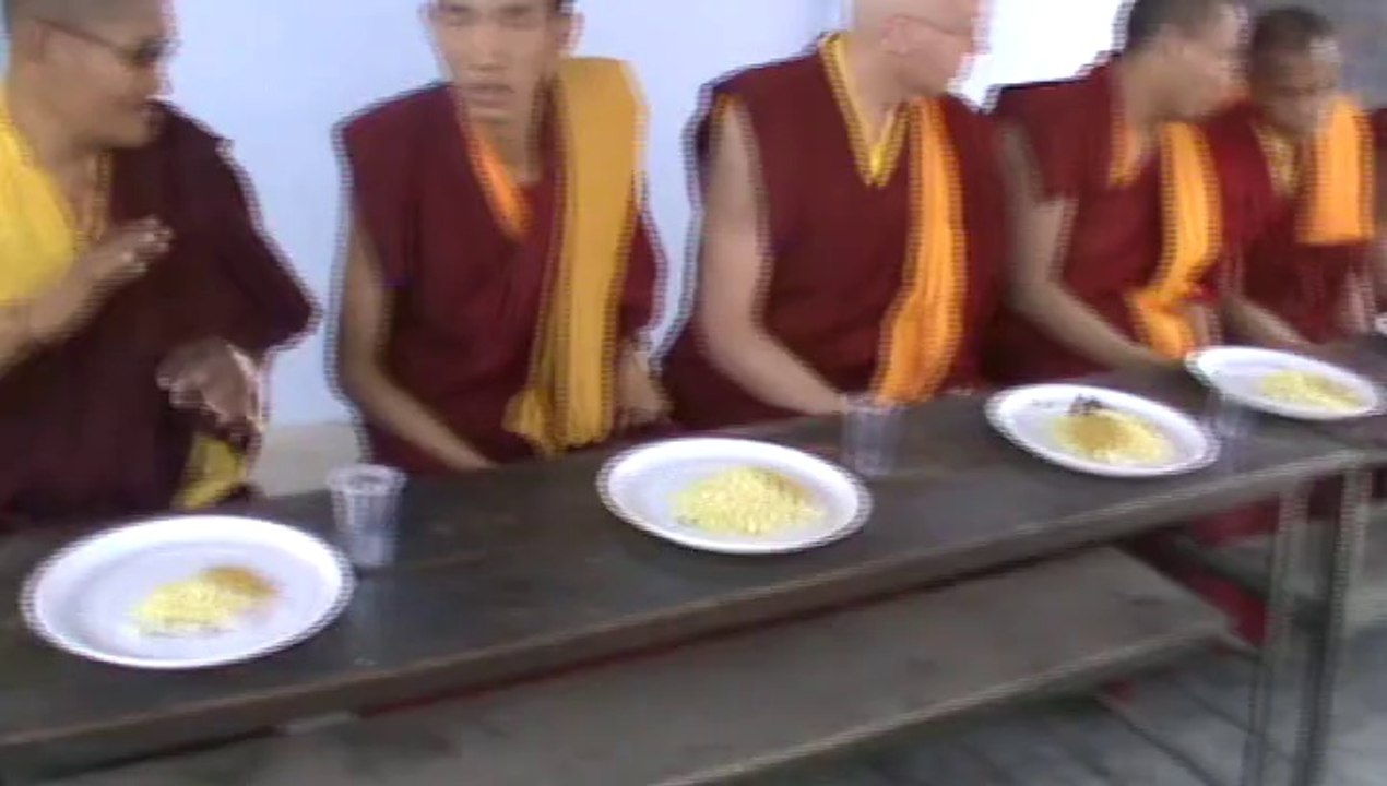 Alms Giving for Buddhist Monks