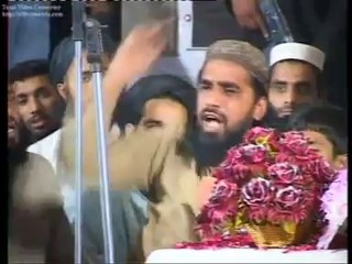 آنکھیں کھول اے مسلمان بیدار ہو