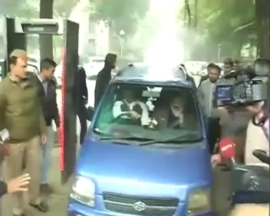 Kejriwal lacks administrative efficiency says V Narayansamy