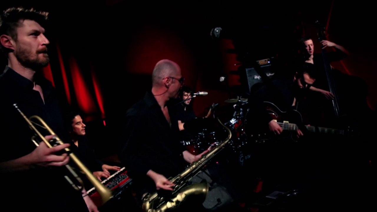 100% Musique > Mampy