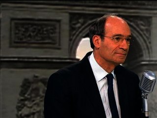 Pour Eric Woerth "supprimer un certain nombre de ministères" serait "une bonne idée" - 17/02