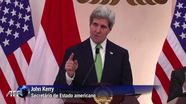 Kerry afirma que Rússia permite violência na Síria